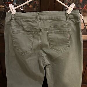 1822 Denim brand Green Jeans